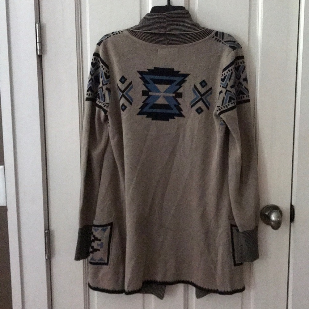 Cardigan - Picture 2 of 3